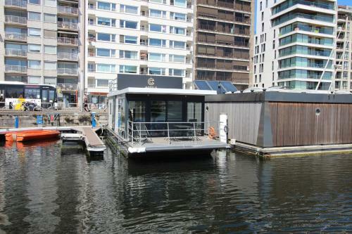 Houseboat By C-hotels Burlington