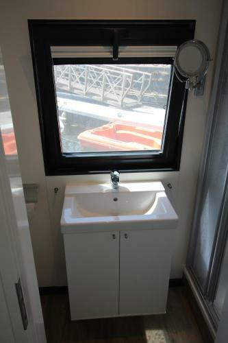 Houseboat By C-hotels Burlington