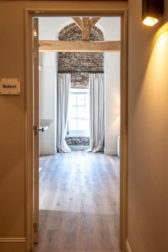 Bed & Breakfast Jezuietenplein 21