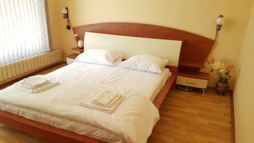 Hostal Rosarium Residence Guest House