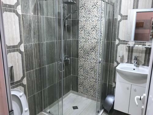 Hostal Guest House Theona