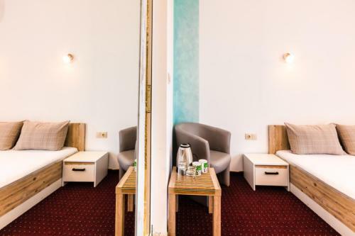 Hostal Guest House Theona