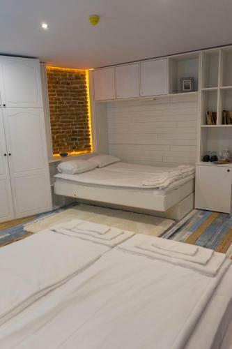 Hostal Saborna 25 Guest House