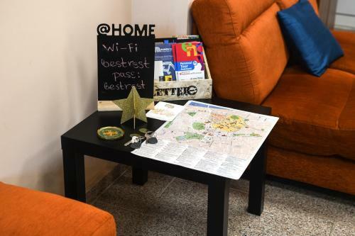 Hostal Best Rest Guest Rooms