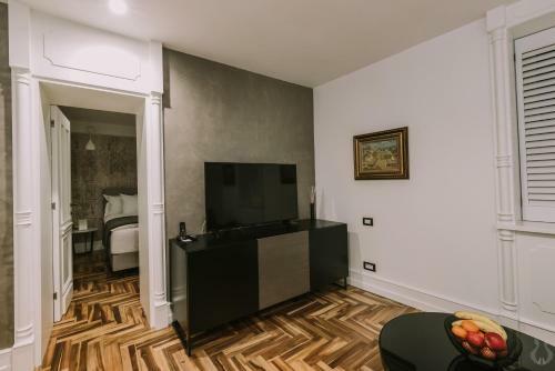 Orpheus Apartments & Rooms