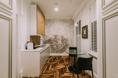Orpheus Apartments & Rooms