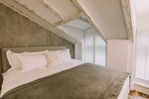 Orpheus Apartments & Rooms