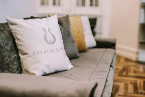 Orpheus Apartments & Rooms