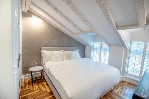 Orpheus Apartments & Rooms