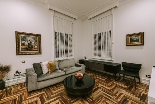 Orpheus Apartments & Rooms