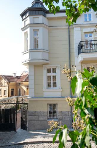 Orpheus Apartments & Rooms