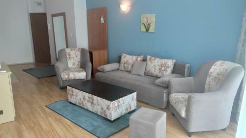Primorsko Del Sol Apartments