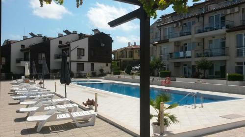 Menada Apolon Apartments