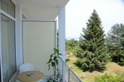 Hotel Creativity House Of Bas Varna - Free Parking
