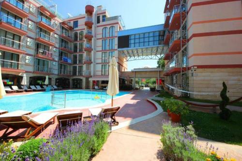 Hotel Menada Lux - Tarsis