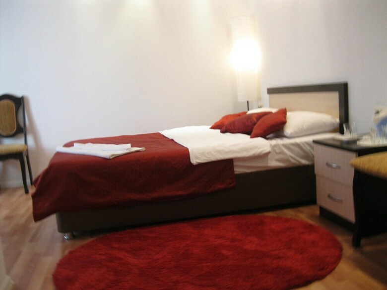 Stolichnaya Hotel