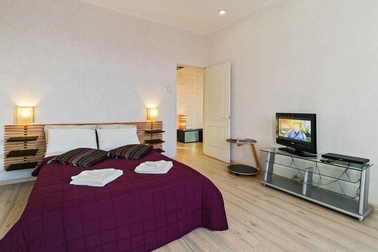 Spacy Apartment Near Moscow State University