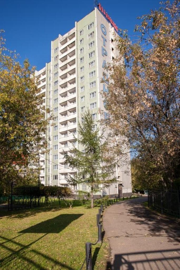 Vladykino Hotel