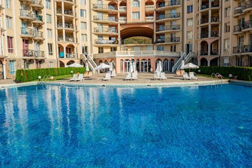 Menada Negresco Apartments