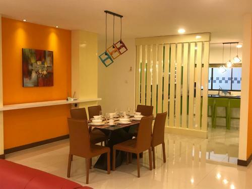 Apartamentos Rimbun Suites & Residences