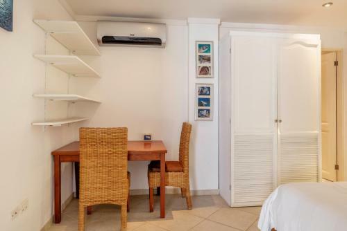 Apartamento Oceanfront Grouper At Den Laman