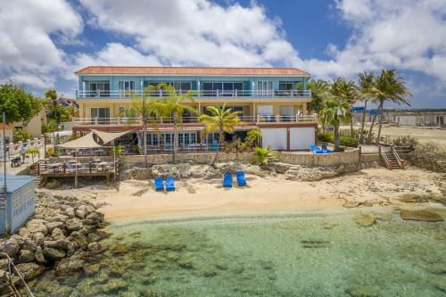 Apartamento Oceanfront Flying Fish At Den Laman