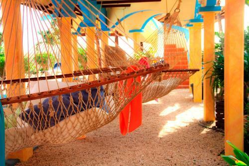 Hostal Goood Resort