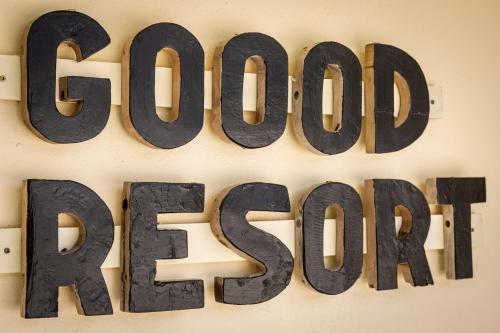 Hostal Goood Resort