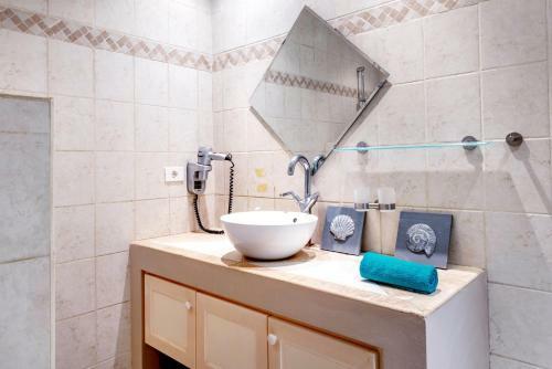 Apartamento Oceanfront Grouper At Den Laman