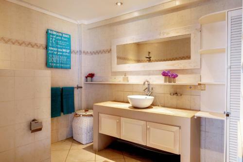 Apartamento Oceanfront Grouper At Den Laman
