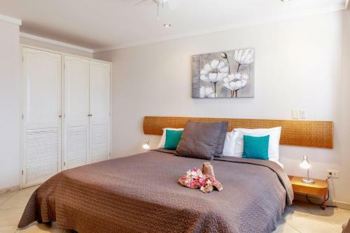Oceanfront Deluxe Apartment Blue Marlin At Den Laman