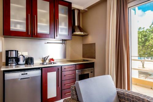 Ocean View Apartment Flounder At Den Laman