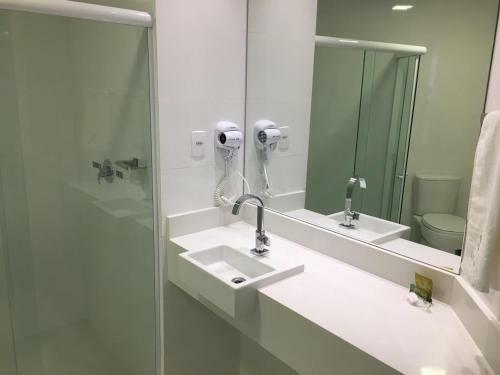 Hostal Absolut Confort Suites