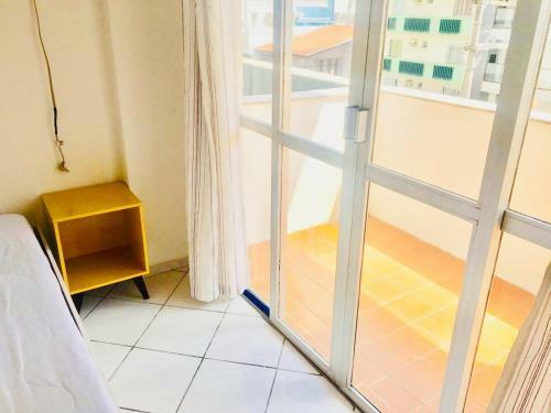 Apartamento Apto Rep Argentina - 105 - 02 Qts E Acesso � Praia