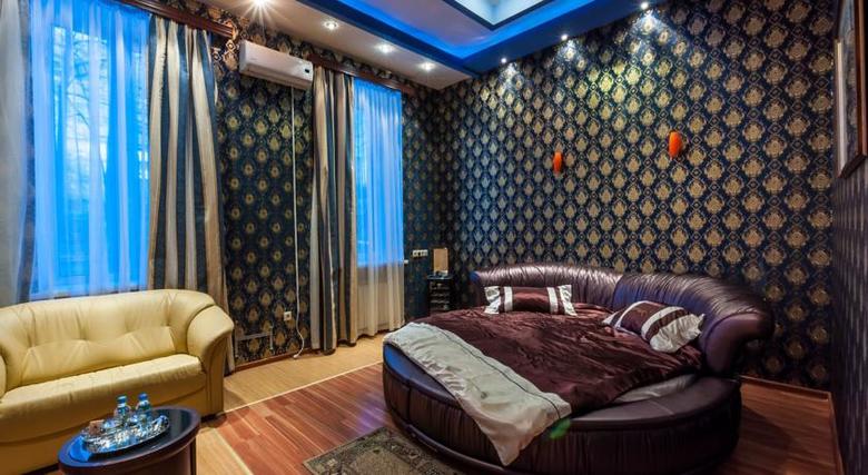 Cron Hotel