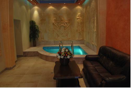 Cron Hotel