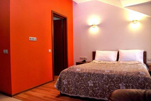 Cron Hotel