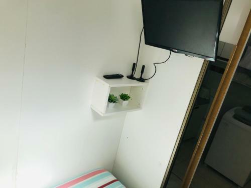 Apartamento Kitinet 2/4 No Sudoeste
