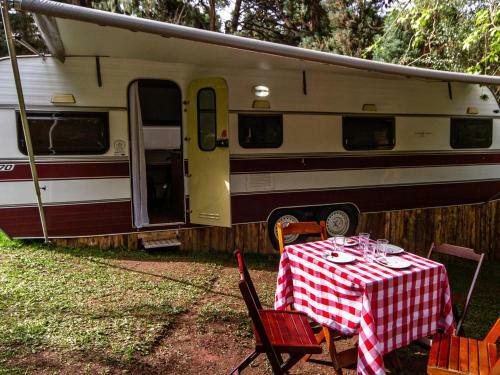 Hostal Villa Vintage Campos Traillers Piscina Internet E Churrasqueira