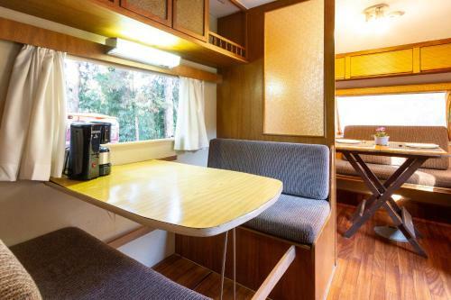 Hostal Villa Vintage Campos Traillers Piscina Internet E Churrasqueira