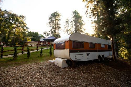 Hostal Villa Vintage Campos Traillers Piscina Internet E Churrasqueira