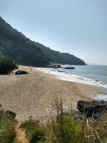 Apartamento Aconchegante Com Piscina 700m Da Praia Martim de S�