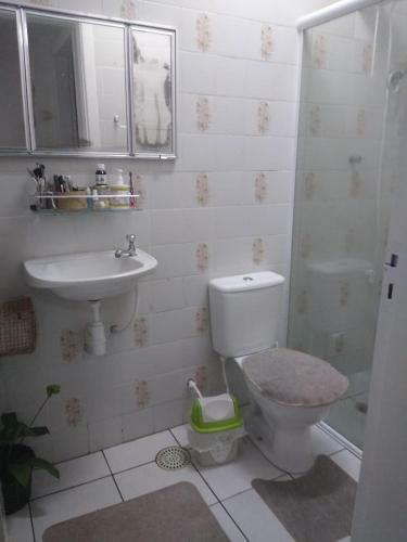 Apartamento Aconchegante Com Piscina 700m Da Praia Martim de S�