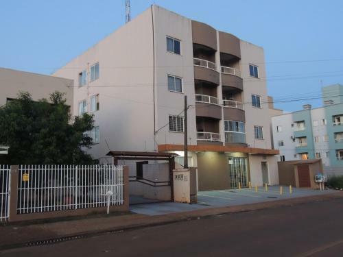 Apartamento Mobiliado 2 Quartos Com Garagem 201