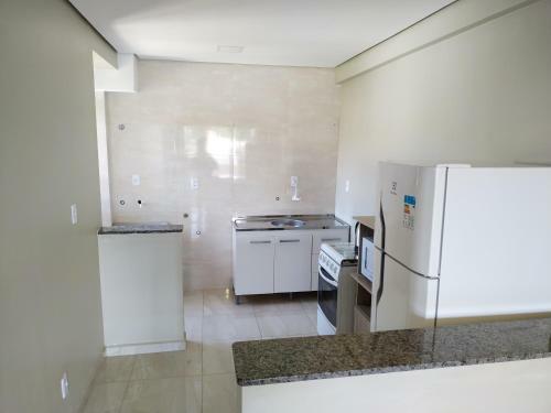 Apartamento Edif�cio Louise ? Apto 202