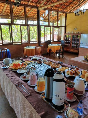 Hostal Pousada Colar de Ouro Chal�s