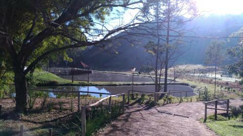 Hostal Pousada Colar de Ouro Chal�s
