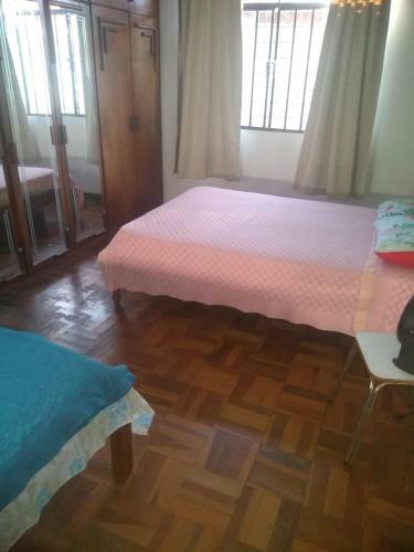Kitinete Mobiliada Santa Felicidade Garagem J