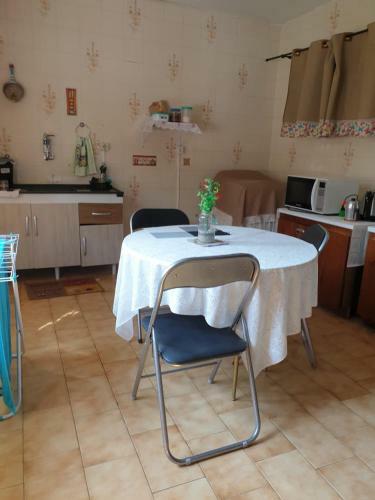 Bedroom Quarto Su�te