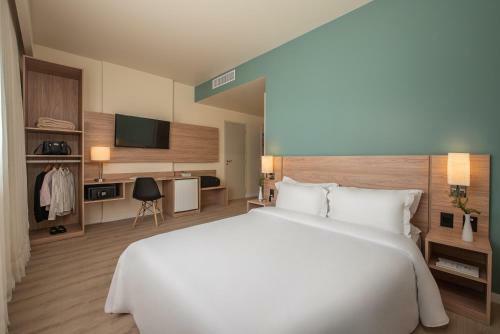 Hotel Intercity Curitiba Batel